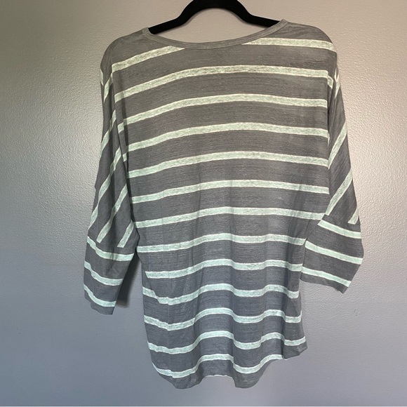 Tommy Bahama 100% linen striped blue dolman batwing 3/4 sleeve top size M - Picture 8 of 9